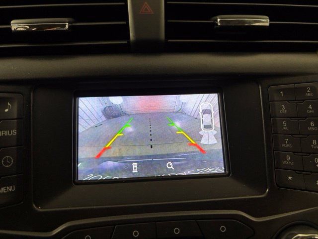 Used 2017 Ford Fusion SE FWD image 20