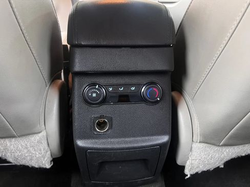 Used 2012 Ford Explorer XLT AWD/4WD image 40