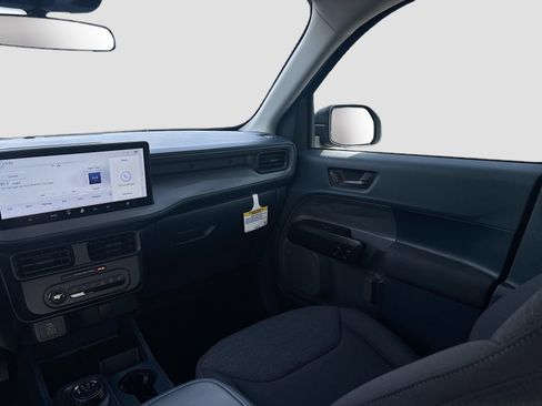 Used 2025 Ford Maverick XL FWD image 22