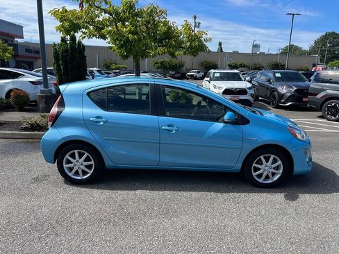 Used 2016 Toyota Prius C Four FWD image 6