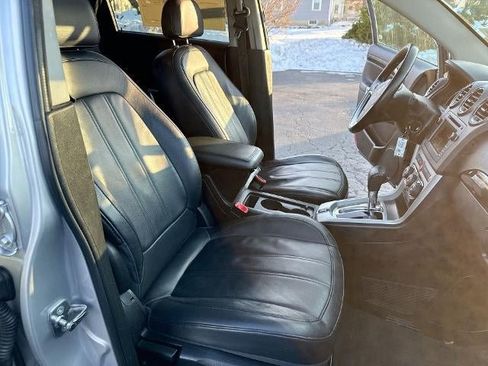 Used 2015 Chevrolet Captiva Sport LT w/ Convenience Package image 25