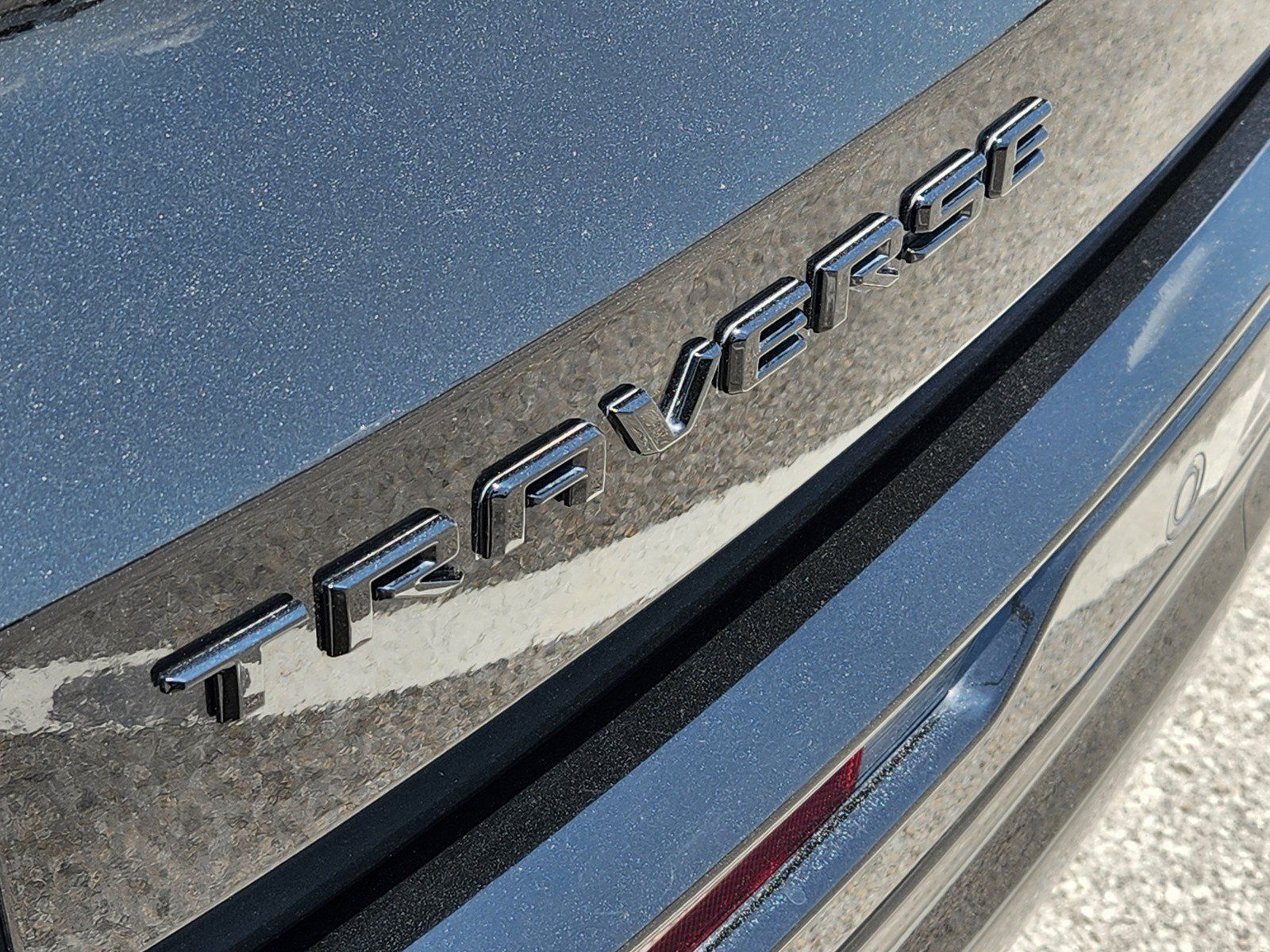 Used 2026 Chevrolet Traverse RS w/ LPO, Floor Liner Package FWD image 31