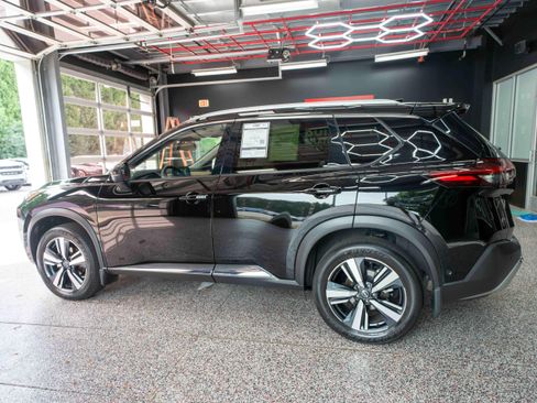 Used 2023 Nissan Rogue Platinum w/ Platinum Premium Package AWD/4WD image 2