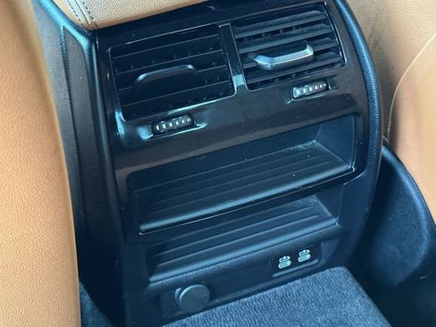 Used 2022 BMW 530i RWD image 13