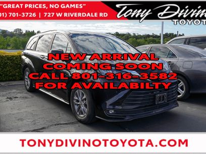 Used 2025 Toyota Sienna XLE