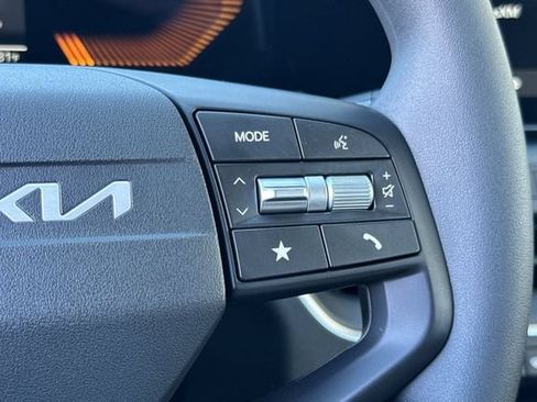 New 2026 Kia K4 FWD image 28