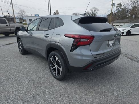 New 2026 Chevrolet Trax RS image 7