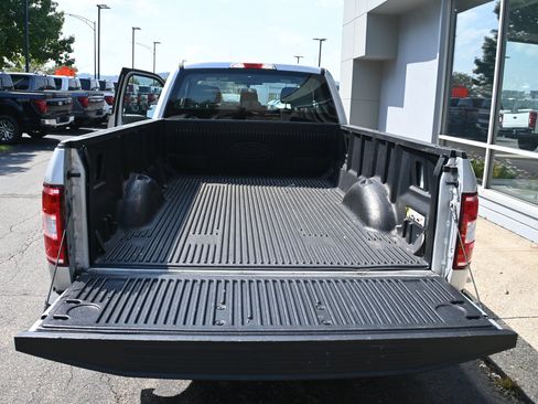 Used 2019 Ford F150 XL w/ Equipment Group 101A Mid RWD image 5