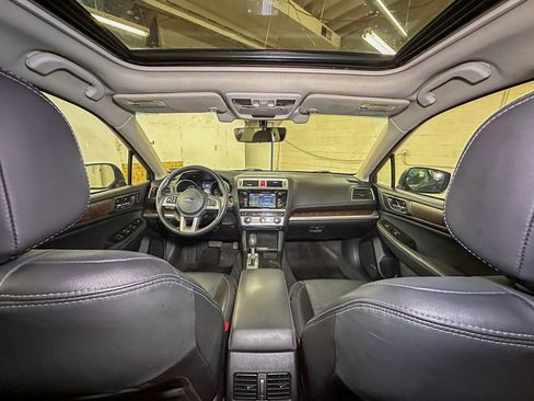 Used 2017 Subaru Outback 2.5i Limited image 33