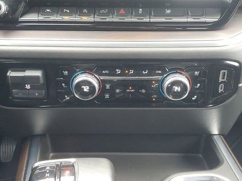 Certified 2022 GMC Sierra 1500 SLT w/ SLT Premium Plus Package image 32