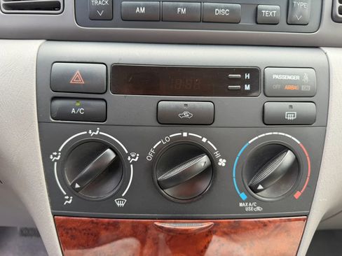 Used 2007 Toyota Corolla S image 14