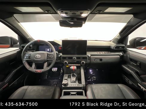 Used 2024 Toyota Tacoma TRD Pro AWD/4WD image 9