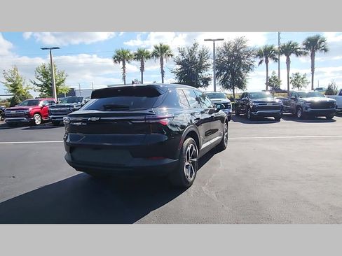 New 2026 Chevrolet Equinox EV LT image 20