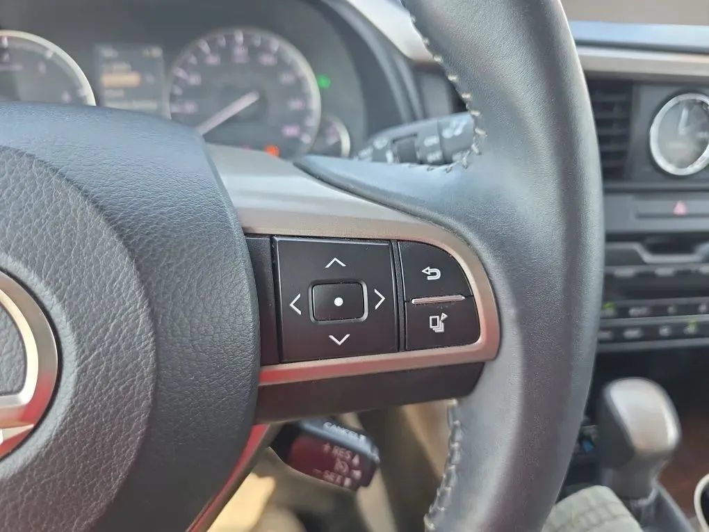 Used 2016 Lexus RX 350 FWD w/ Premium Package image 20