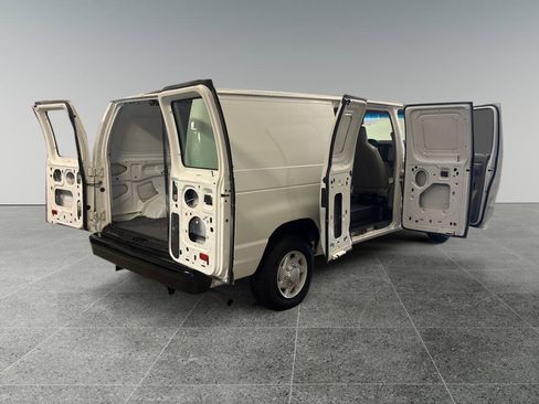 Used 2014 Ford E-150 and Econoline 150 w/ Power Group RWD image 14