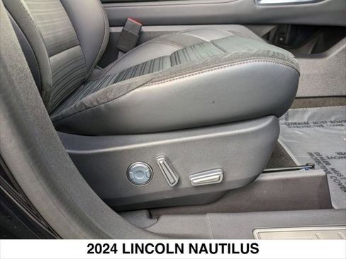 Used 2024 Lincoln Nautilus Reserve w/ Jet Appearance Package (87T) image 28