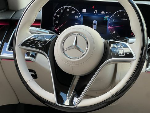 Used 2023 Mercedes-Benz S 500 4MATIC image 26