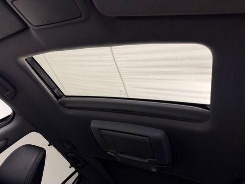 Used 2021 Honda Pilot Elite image 14