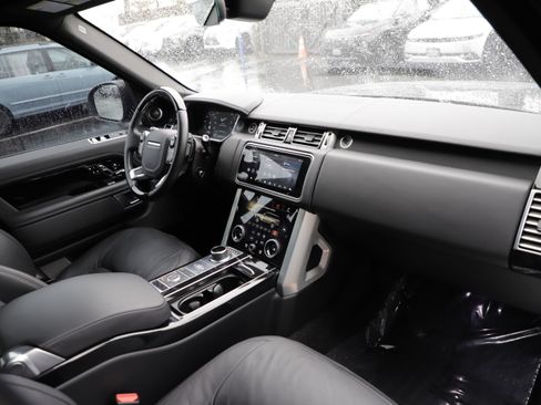 Certified 2022 Land Rover Range Rover Westminster Edition image 9
