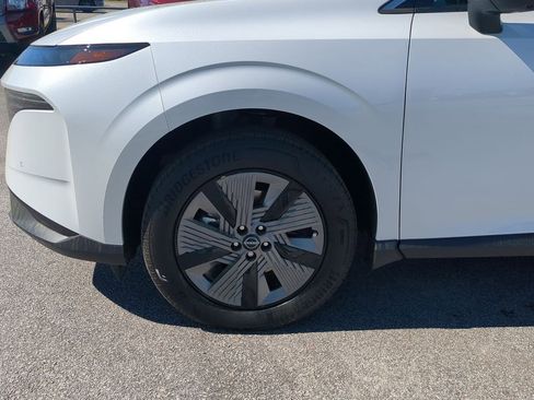 New 2025 Nissan Murano SL image 11