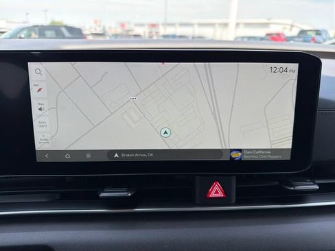 New 2027 Kia Carnival EX FWD image 12