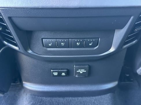 Used 2024 Toyota Tundra Platinum image 30