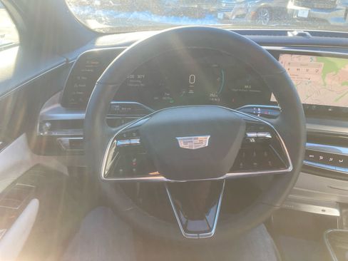 Certified 2024 Cadillac Lyriq Luxury image 23