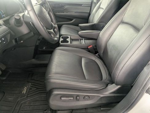 Used 2023 Honda Odyssey Touring image 14