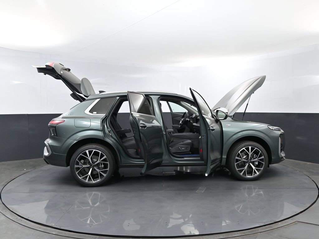 New 2026 Audi Q3 quattro 2.0T AWD/4WD image 30