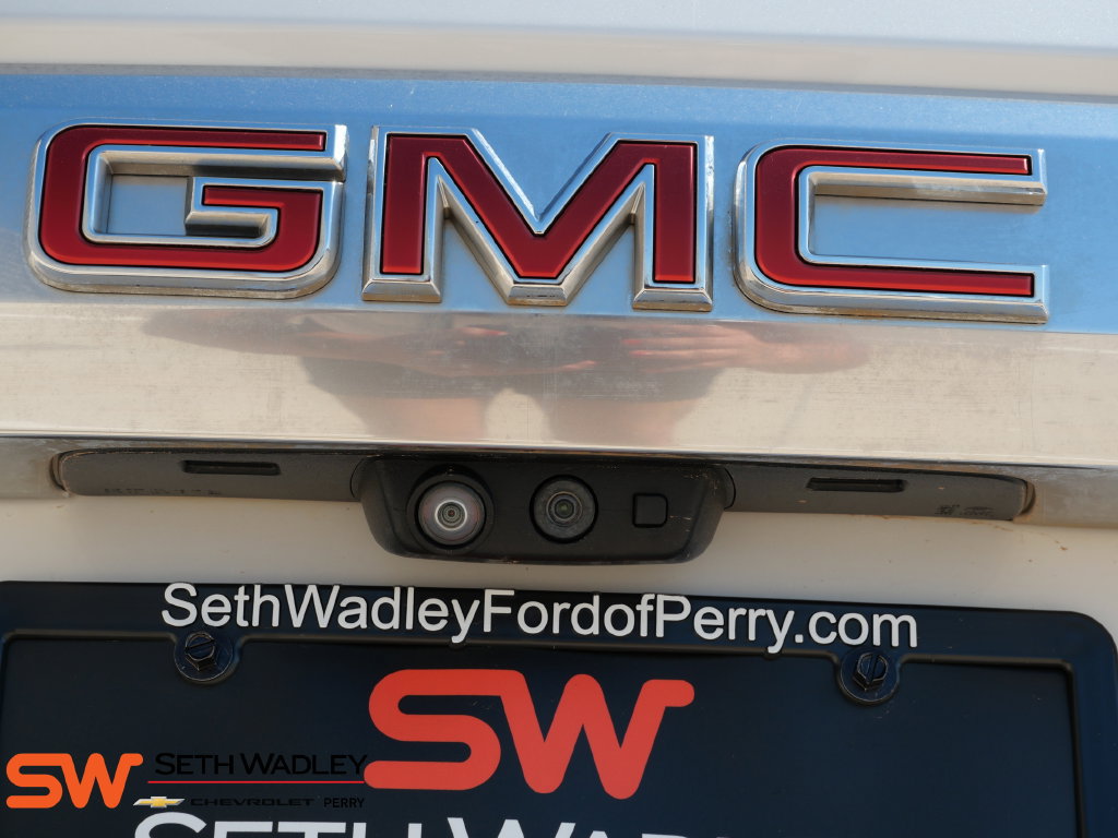 Used 2023 GMC Yukon XL Denali w/ Denali Reserve Package AWD/4WD image 12