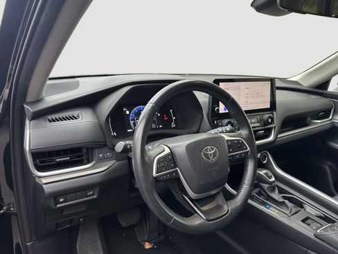 Certified 2025 Toyota Grand Highlander FWD image 58