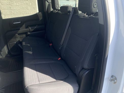 Used 2022 Chevrolet Silverado 1500 LT image 16