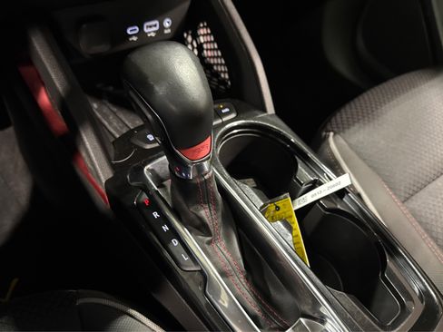 Used 2023 Chevrolet TrailBlazer RS w/ Sun and Liftgate Package image 32