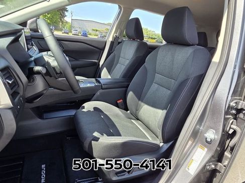 Used 2026 Nissan Rogue SV FWD image 8