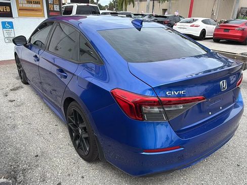 Used 2023 Honda Civic Sport image 6