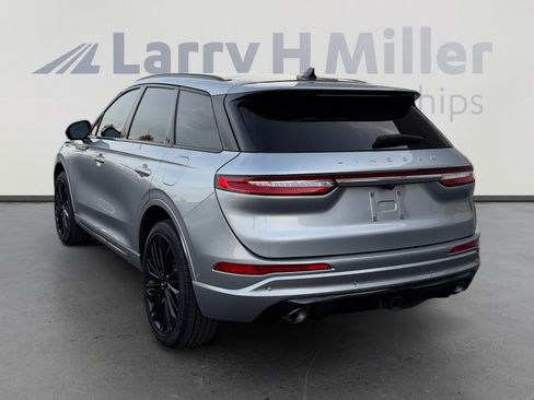 Used 2023 Lincoln Corsair Reserve w/ Equipment Group 202A image 3