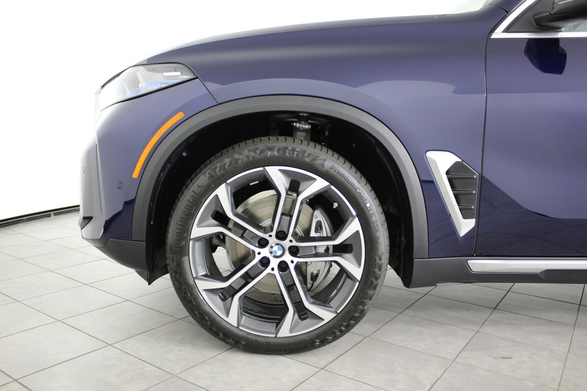 Used 2026 BMW X5 sDrive40i w/ Climate Comfort Package RWD image 11