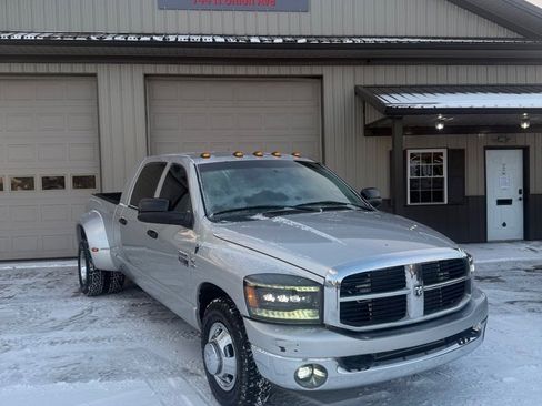 Used 2007 Dodge Ram 3500 Truck SLT w/ Light Group image 1