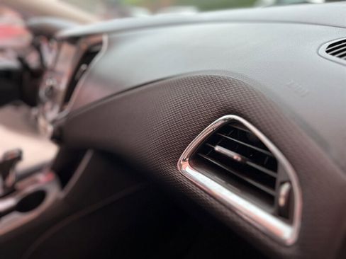 Used 2017 Chevrolet Cruze LT w/ Convenience Package image 22