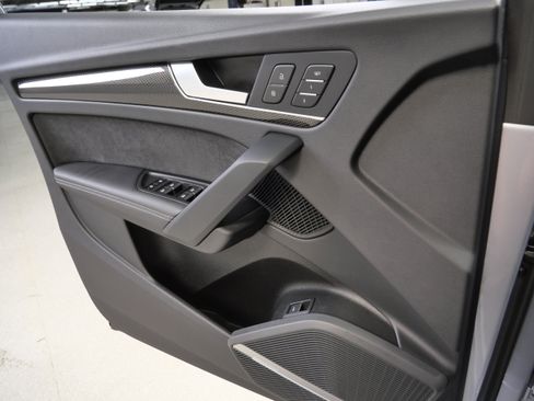 Used 2023 Audi SQ5 Premium Plus w/ Premium Plus Package AWD/4WD image 31