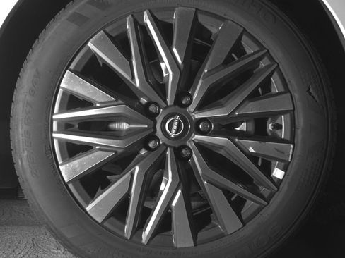 Used 2025 Nissan Altima 2.5 SV image 13