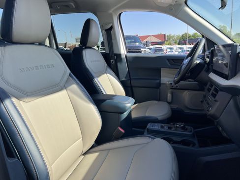 Used 2026 Ford Maverick Lariat w/ 4K Tow Package AWD/4WD image 25