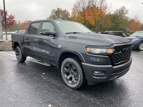New 2026 RAM 1500 4x4 Crew Cab image 39