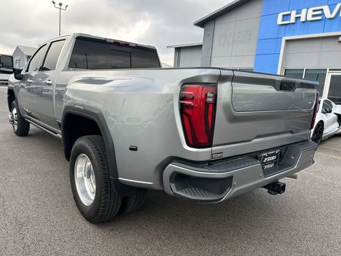 Used 2025 GMC Sierra 3500 Denali Ultimate image 6