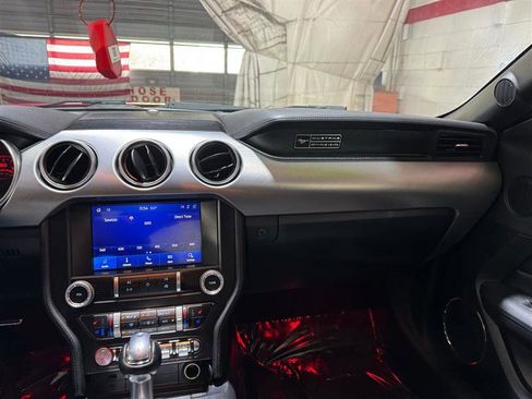 Used 2020 Ford Mustang Premium image 20