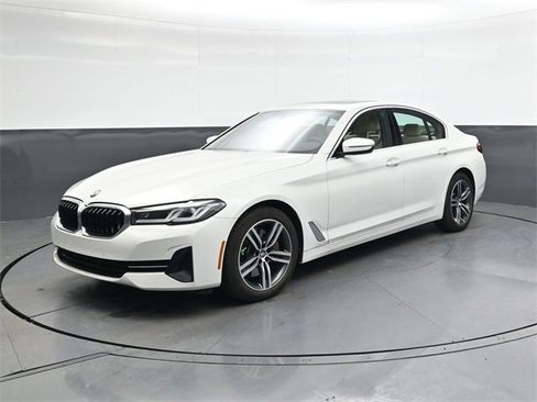 Used 2023 BMW 530i w/ Convenience Package image 8