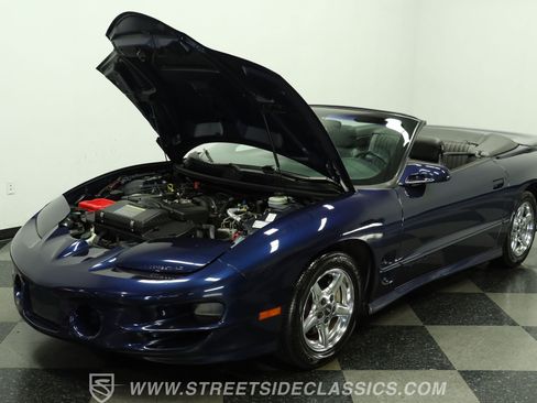 Used 2001 Pontiac Firebird Trans Am RWD image 30