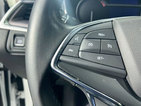 Used 2022 Cadillac XT5 Luxury image 16