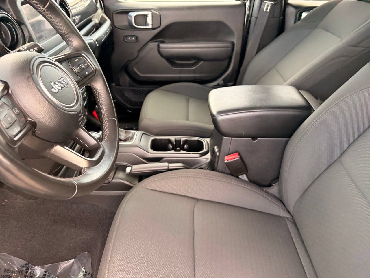 Used 2022 Jeep Wrangler Unlimited Sport AWD/4WD image 19