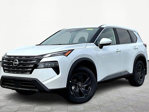 New 2026 Nissan Rogue SV w/ Cold Weather Package AWD/4WD image 1